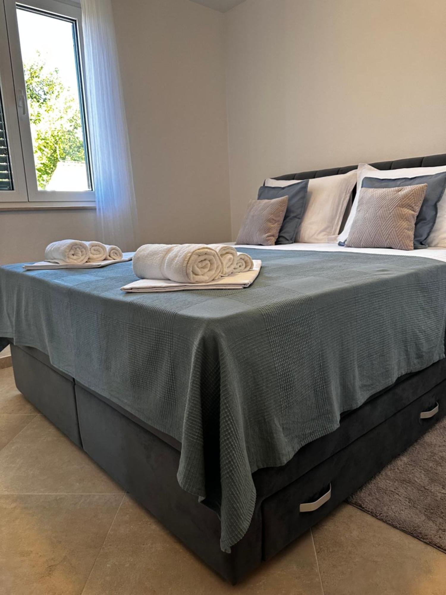 Divine Apartments 巴斯卡 外观 照片